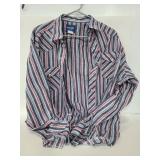 Wrangler xl  shirt with pearl snaps