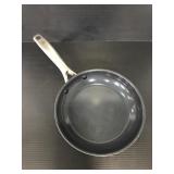 Blue Diamond ceramic pan