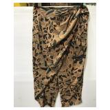 Small skirt Capri pants