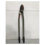 Wallace hedge cutters