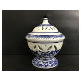 Vintage blue & white porcelain Bombay warmer