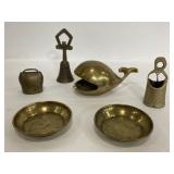 Lot of small vintage brass items