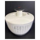 OXO good grips salad spinner bowl