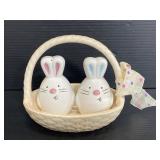 Ruddy Bunny basket ceramic salt & pepper set