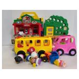 Fisher Price Little people town playset