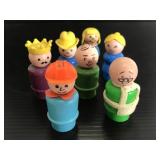 Lot of 7 vintage little people