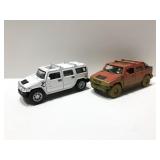 Pair of kinsmart model hummers