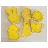 Lot of collectible Easter/Spring cookie cutters