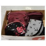 Lot of assorted cosmetic bags