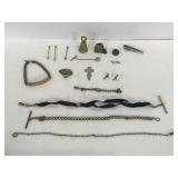 Lot of assorted jewelry and trinket items