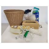 Assorted vintage household items