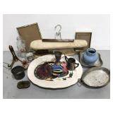 Lot of vintage household items