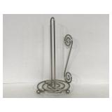 Metal wire paper towel holder