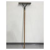 Cavex self cleaning rake