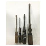 Four vintage flat head screwdriver set