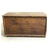 Large early 1900s primitive trunk/blanket chest