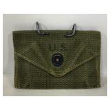 Vintage US military green canvas pouch