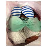 Tote bag of assorted women