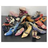 My Treasure vintage miniature shoe collection