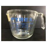 Pyrex 1cup measuring cup