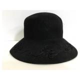 Amanda Smith bucket hat