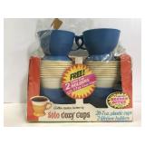 Vintage Solo cozy cup set