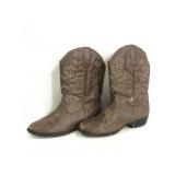 Size 4 brown cowboy boots
