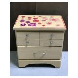 2-drawer light wood artist