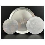 Lot of 2 vintage aluminum trivets & one platter