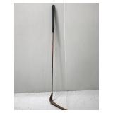 Garden soil flattening tool