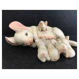 The white dove ceramic mom and baby piggys