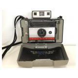 Vintage Polaroid automatic 220 camera