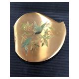 Vintage gold toned bird etched powder compact