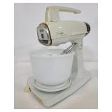 Vintage Sunbeam Vista mix master, no cord