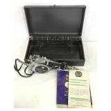 Burgess vibrio-tool with case
