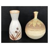 Lot of 2 clay pottery pieces