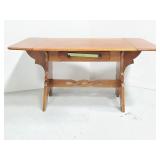 Wood tabke with folding sides