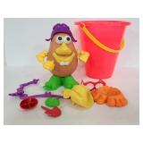 Vintage Mr. Potato head toy w/ some accessories