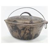 Cast iron dutch oven pot