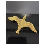 Gold tone seagull brooch