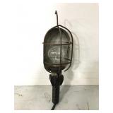 Work lamp with hook on extension cord