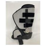 Adjustable hydro boot cast