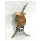 Wood pot w/ coin detail metal stand