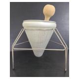 Canning sieve with pestle