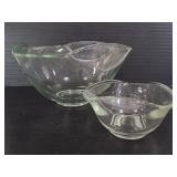 Small and large glass bowls
