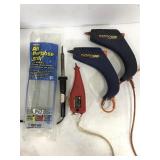 Two thermogrip glue guns and two eletric engravers
