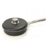 Farberware aluminum pan with egg poacher