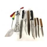 Lot of nine kitchen utensils/ knives