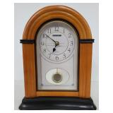 Mantel clock