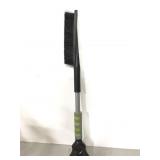 Sub Zero Hoppy vehicle snow scraper/brush